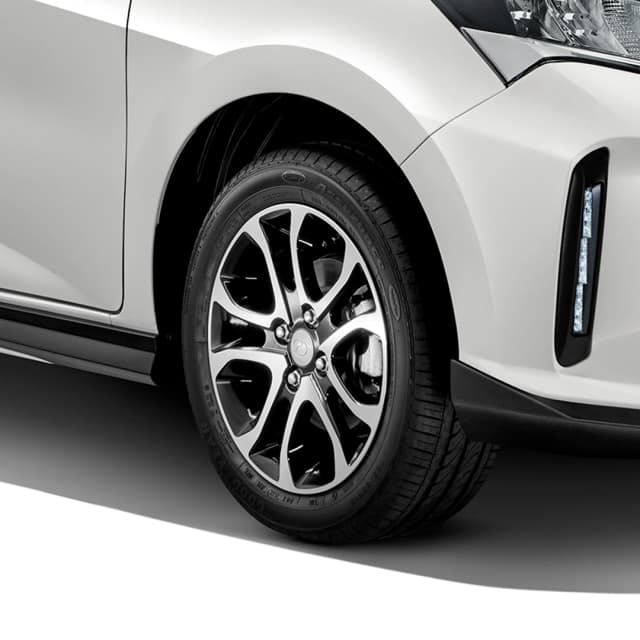 15” Alloy Wheels