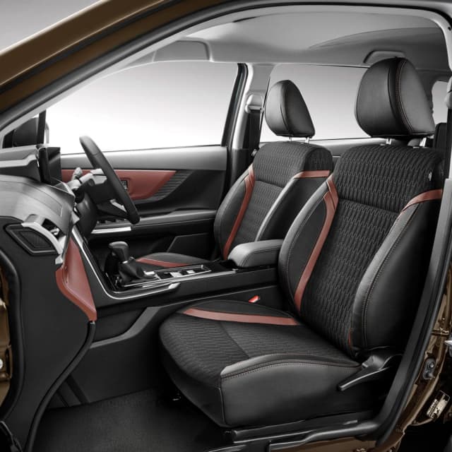 2-Tone Semi-Leather Seats